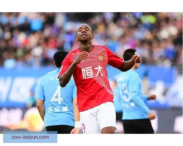 兰斯最近比赛状态回暖，表现稳健逐渐展现竞争力。